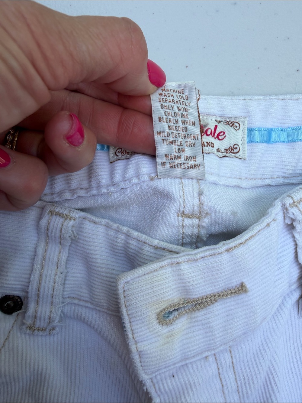 Aeropostale White Corduroy Bootcut Low-Rise Jeans - Juniors Size 3/4 - Picture 12 of 12